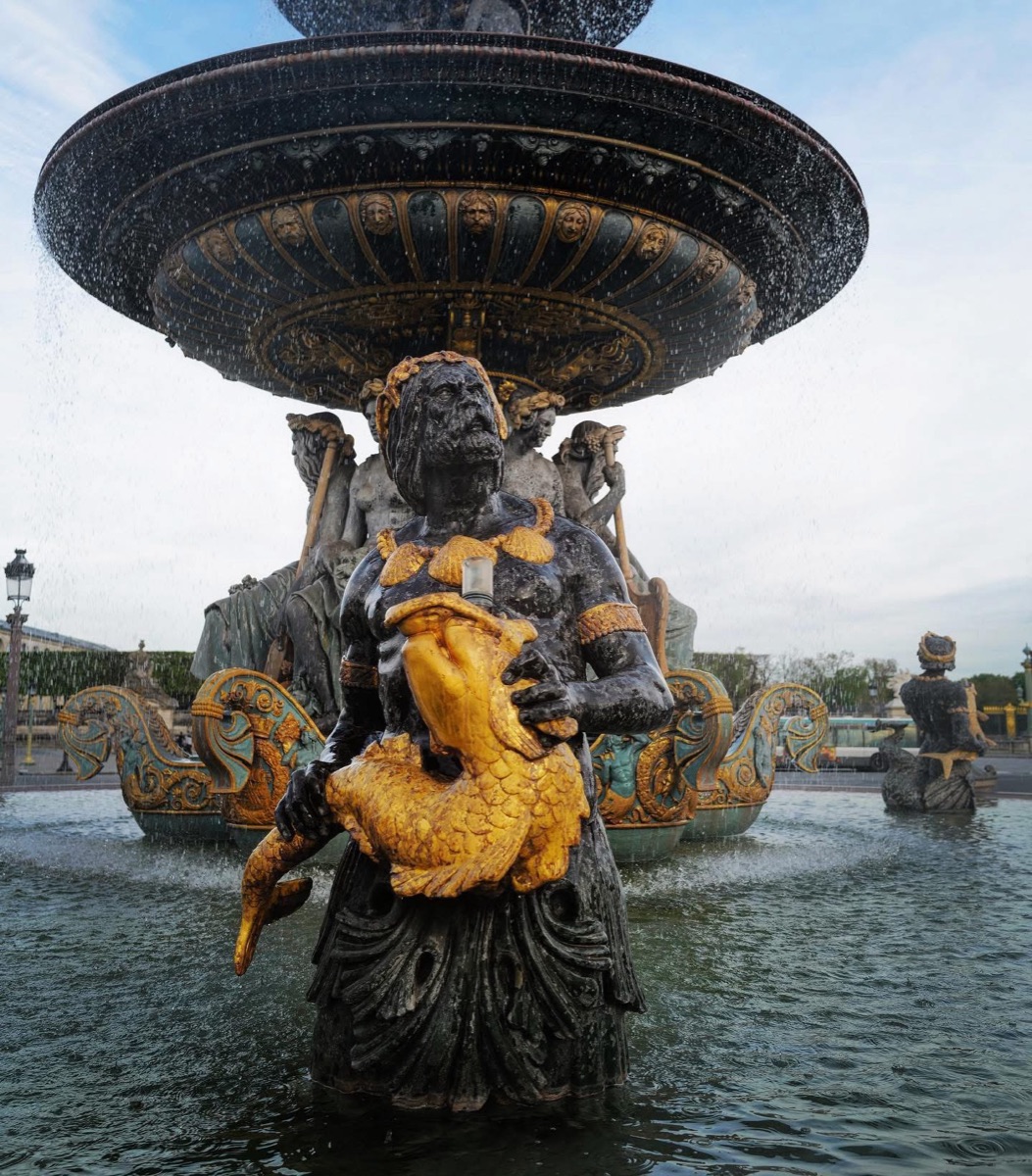 Fontaine des Mers, Place de la Concorde